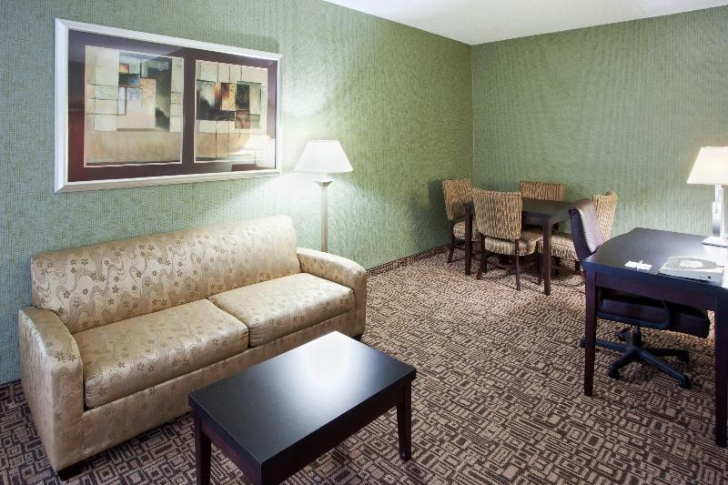 Best Western Plus Harrisonburg Exterior photo