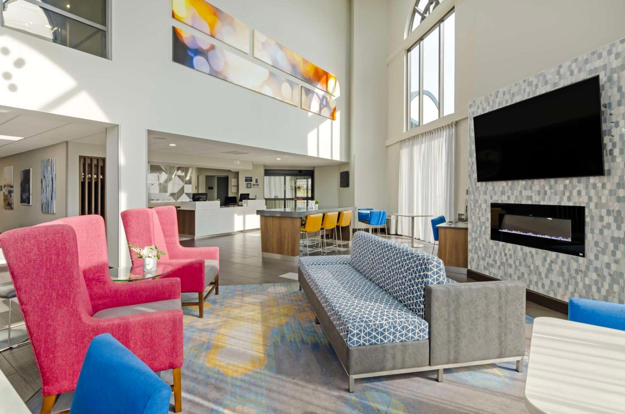 Best Western Plus Harrisonburg Exterior photo