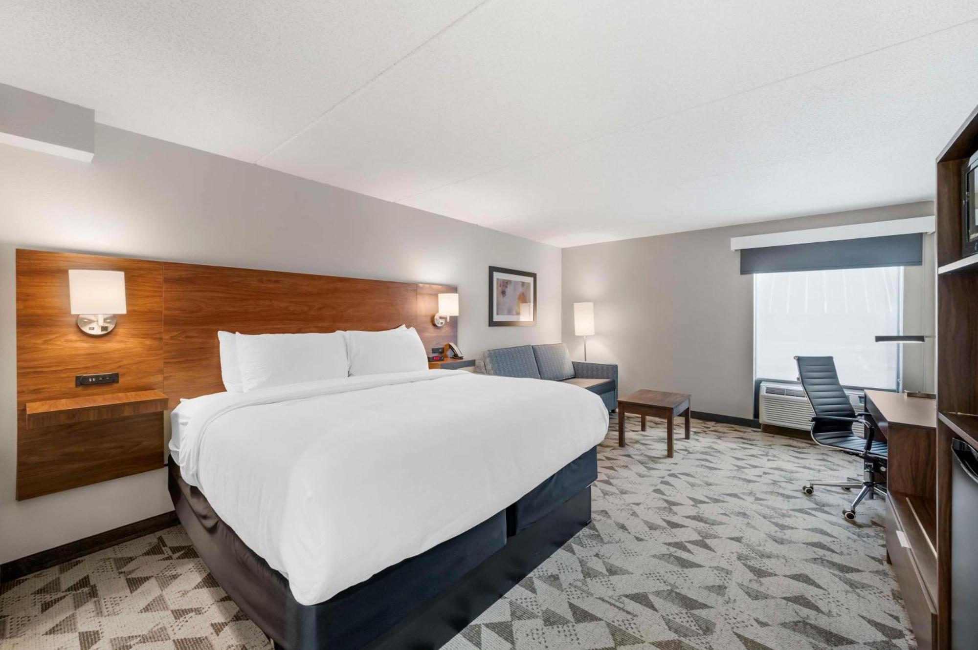 Best Western Plus Harrisonburg Exterior photo